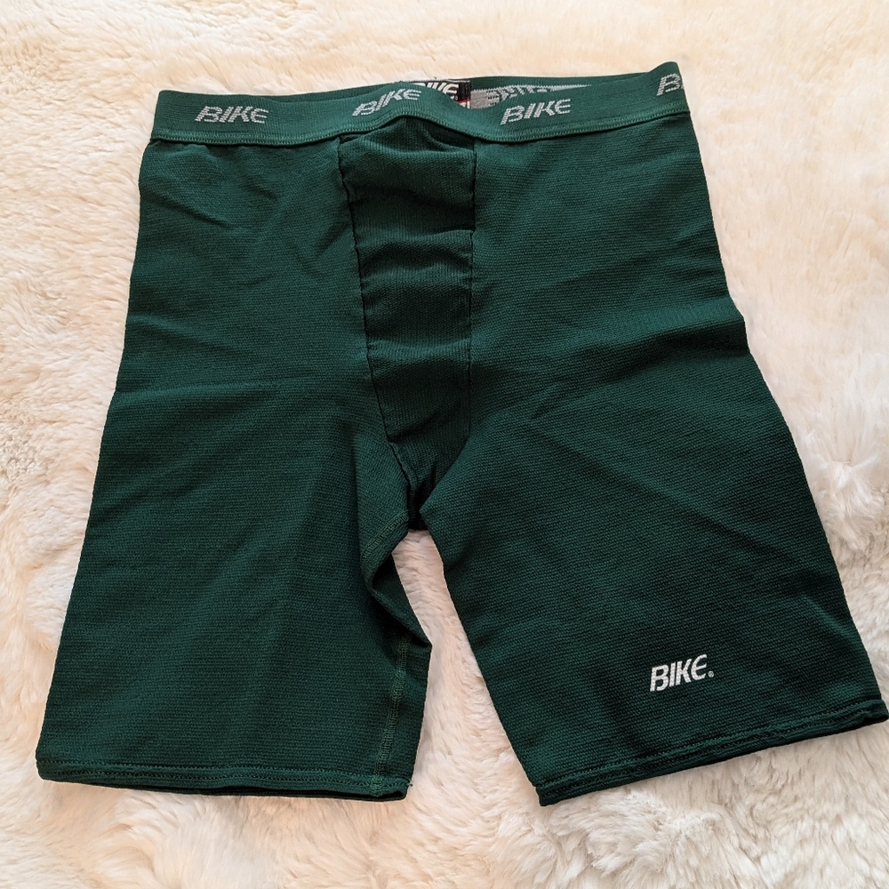 BIKE Brand Bicycle Shorts Size Medium Men's Green